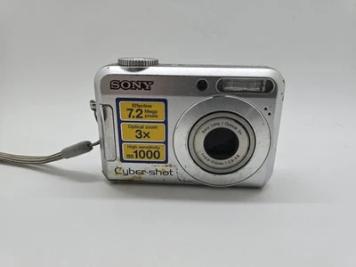 Sony Cyber-shot DSC-S650 7.2MP Digital Camera Silver Parts/Repair BROKEN TT140 - Image 1 of 4