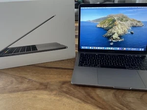 MacBook Pro 13“  2017 touchbar - Bild 1 von 2