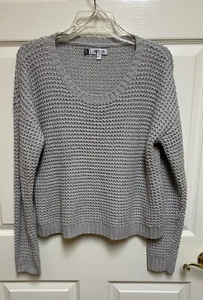 Jennifer Lopez Women’s Size XL Silvery Sweater  - Picture 1 of 9