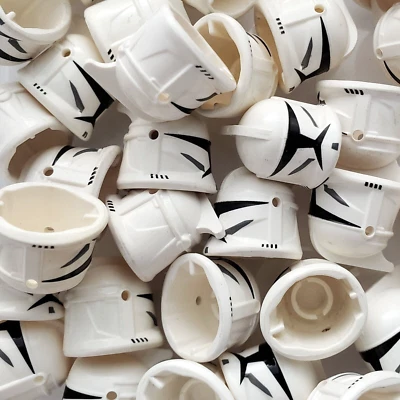 Lot of 10 Lego Star Wars Phase 1 Clone Trooper Helmets 8014 7675 8098 7748 7676 - Image 1 of 4