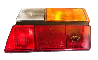 Luz trasera Hella R - 67448 / 321-945-112-E - Para 80 Volkswagen Passat - Dañada Foto 1 de 4