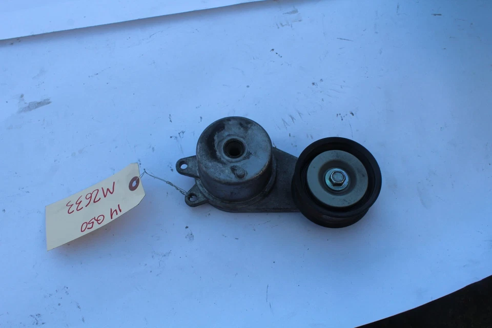 Infiniti Q50 2014 3,7 tensor de correa serpentina y polea M2633 Foto 1 de 4