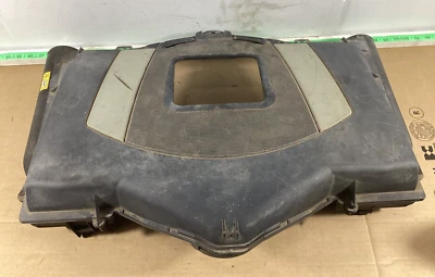 2008-2011 Mercedes-Benz C300 Engine Motor Cover Trim Panel A1120940004 OEM . - Image 1 of 4