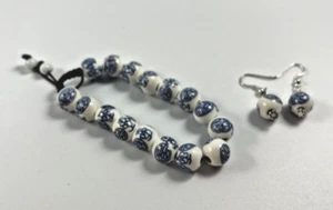 Ceramic Womens Bracelet White & Blue Chinese Symbols Letters & Matching Earrings - Picture 1 of 8