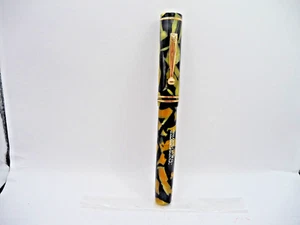 Jos.Lipic Black and Pearl Flat Top Fountain Pen-l4k medium nib-working - Picture 1 of 7