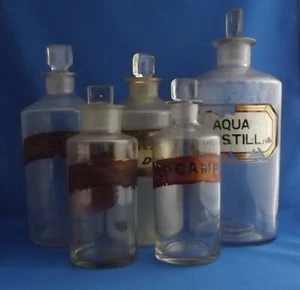 5 Vintage Apothecary / Chemists Bottles With Ground Glass Stoppers - Picture 1 of 11