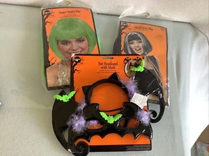 2- Halloween Wigs And Batmask With Headband - Picture 1 of 7