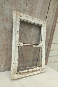 Altes Holzfenster, Antikes Sprossenfenster, Originaler Fensterflügel Unbehandelt - Bild 1 von 7