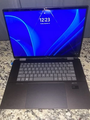 HP Spectre X360 16 (generación 2024) con lo último Intel Core Ultra 7 165H   Foto 1 de 4