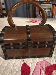 Vintage Wooden Box Chest PURSE 1968 Royal London LTD - Picture 1 of 12