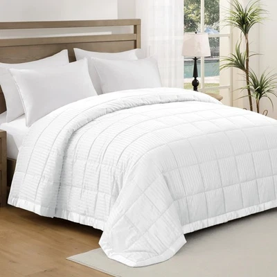 Blankets Queen Size - Soft Lightweight Down Alternative Blankets with Satin T... - Image 1 of 4