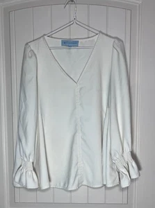 Tuckernuck Women Medium Cream Biege White Smocked Wrists Long Sleeve Blouse - Picture 1 of 12
