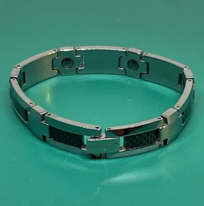 7” Tungsten Carbon Fiber/ Silver Magnetic Bracelet - Picture 1 of 5