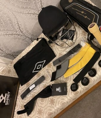 shrey masterclass air 2.0 titanium helmet  2023/24 - Image 1 of 4