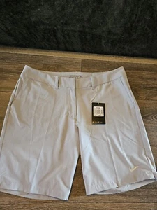 NIKE GOLF WOMEN'S BERMUDA SHORTS..NWT...SIZE 10 - Picture 1 of 4