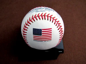 MARIANO RIVERA 2001 FIRST PITCH YANKEES HOF SIGNED AUTO VTG 2001 WS BASEBALL JSA - Picture 1 of 3