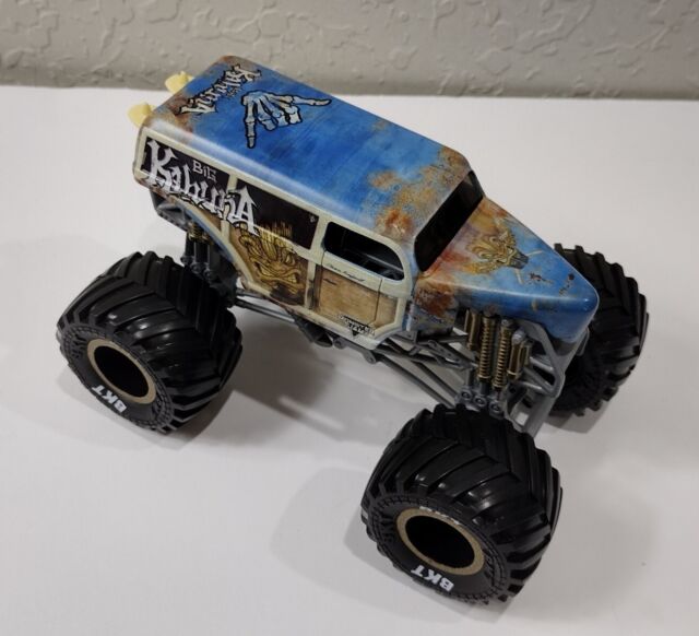 Monster Trucks Movie “Monster Mod Shop” Armor Up! Modified MVP