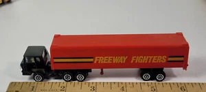 Black Cabover Freeway Fighters Yatming Semi Truck Tractor Trailer Rare Vintage - Picture 1 of 8