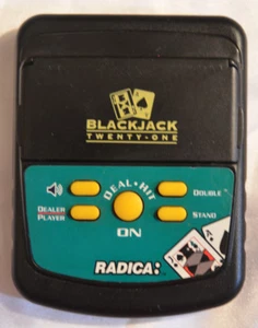 Radica Pocket Blackjack 21 Casino Electronic Hand Held Game mod. 2850 - Picture 1 of 9