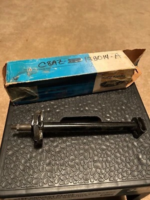 Ford Galaxy XL LTD 1968 nuevo de lote nuevo Country Squire escondite faro eje de puerta Foto 1 de 3