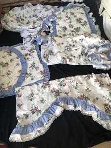 Nos Belle Rive JC Penney Floral 5 Item Set: 2 Curtains, 2 Shams, & Valance - Picture 1 of 1