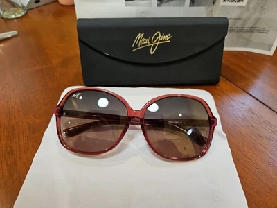 Очки солнцезащитные Maui Jim Taro MJ 795-09B розовые бабочки Maui Rose подлинные с чехлом  - Изображение 1 из 4
