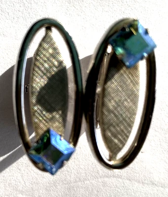 Hermosos gemelos vintage firmados Swank años 70 tono astilla diamantes de imitación azules Foto 1 de 4