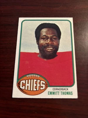 1976 Topps - Emmitt Thomas #216 Kansas City Chiefs - Image 1 of 2