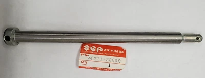 54711-33002 SUZUKI OEM EIXO DIANTEIRO 73-88 RE5 GS,GT,TS KATANA SAVAGE INDY APACHE - Imagem 1 de 4