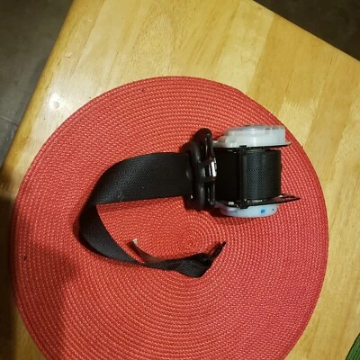 05-10 SCION TC REAR LEFT DRIVER SIDE SEAT BELT RETRACTOR OEM VP90817 - Image 1 of 3