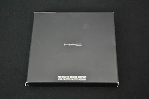 NIB MAC Palette Medium Compact Mirror 11125SS - Picture 1 of 3