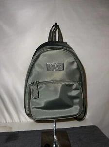 Guess Backpack Women New - Picture 1 of 8