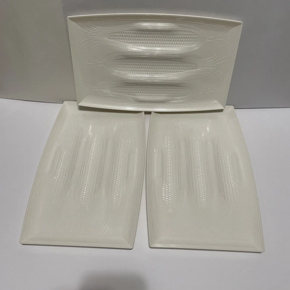 Hutzler Corn On The Cob Serving Platters White Set Of 3 - Image 1 of 4