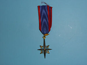 z331 RVN Air Force Distinguished Service Order 2nd Mini Medal 