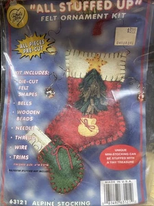 Kit de adornos de medias navideñas de fieltro vintage todo relleno rústico con campana de tintineo - Imagen 1 de 10