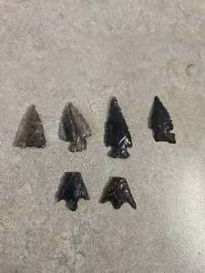 LOT of 6 BEAUTIFUL AUTHENTIC ARROWHEADS CALIFORNIA MODOC COUNTY OBSIDIAN - Picture 1 of 7