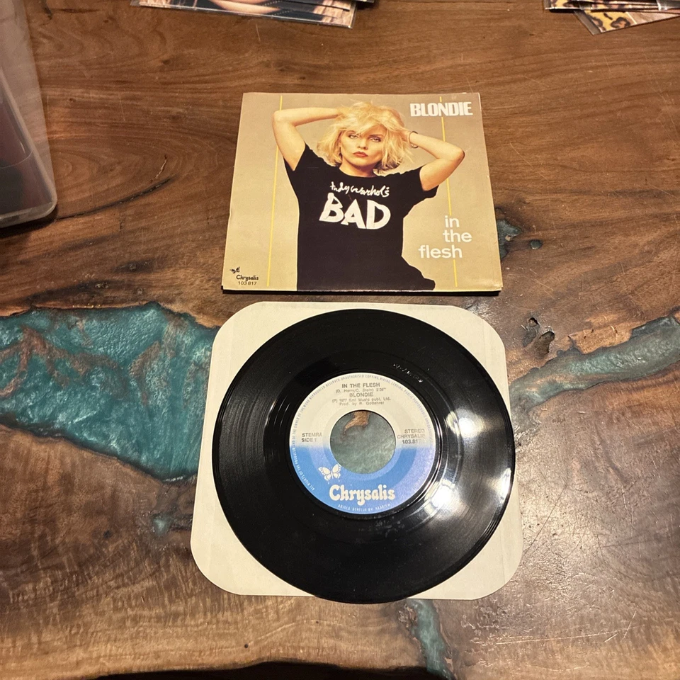 Blondie 1981 7" 45 Holland In The Flesh / One Way of Another Chrysalis 103 817 Foto 1 de 4
