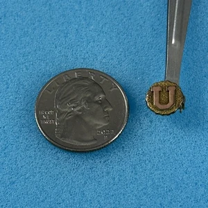 Vintage Letter U Initial Name University School Utah Gold Tone Pin Pinback 59078 - Picture 1 of 4