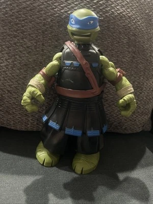 Teenage Mutant Ninja Turtles Leonardo 11" Dojo Training Nickelodeon Playmates  - Image 1 of 4
