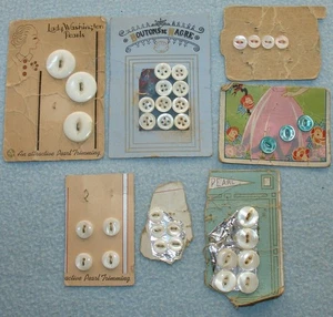 35 Vintage CREAMY WHITE & DYED Mother of Pearl BUTTONS on Original Partial CARDS - Picture 1 of 5