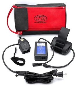 NiteRider Pro 15w luce alogena per bici con batteria, caricatore rapido 2,5 6v 2374 e borsa - Foto 1 di 2