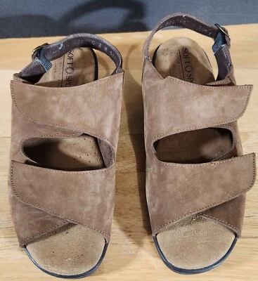 Soft Spots Women's Tan Leather Flat  Sandals Size 8M Comfort Easy Slip On Adjust - image 1 of 4