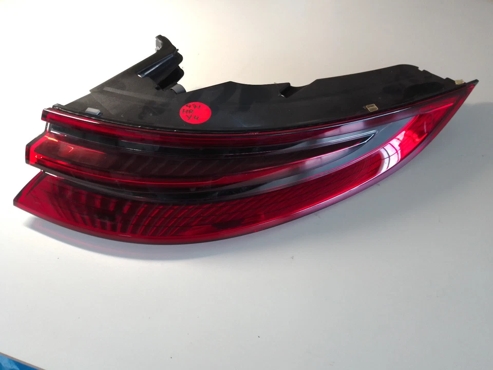 PORSCHE Panamera 971 Right Rear Light 971945092B Rückleuchte Hinten Rechts MK1 - Bild 1 von 4