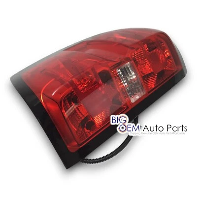 Оригинальный задний фонарь со стороны водителя для Chevrolet Silverado 2016–2019 годов выпуска 84288722 - Изображение 1 из 4