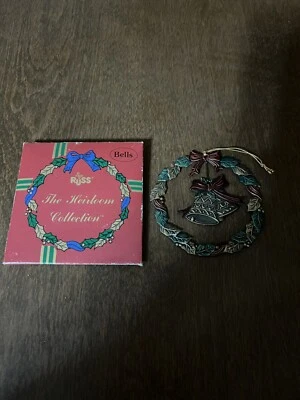 RUSS A Coleção Heirloom #5918 Grinalda de Natal com Enfeite de Sino - Imagem 1 de 4