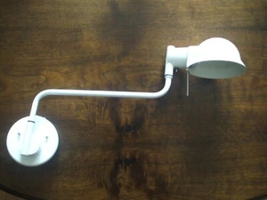 Designer Ron Rezek MCM Schwenkarm Wandleuchte 1 von 3 verfügbar - Bild 1 von 7