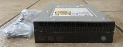 ¡NUEVO! Toshiba Samsung TS-H552 16x DVD±R/RW 5.25" Unidad ATAPI IDE Grabadora con Cables Foto 1 de 4