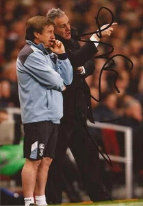CARDIFF: TERRY BURTON SIGNED 6x4 ACTION PHOTO+COA - Picture 1 of 1