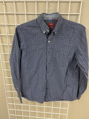 Izod Slim Fit plaid button-down shirt size large. Long sleeve. Cotton.EUC. - Image 1 of 4