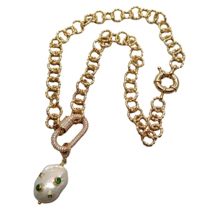 Collana catena placcata oro 18" perle keshi bianche coltivate zirconi verdi - Foto 1 di 8